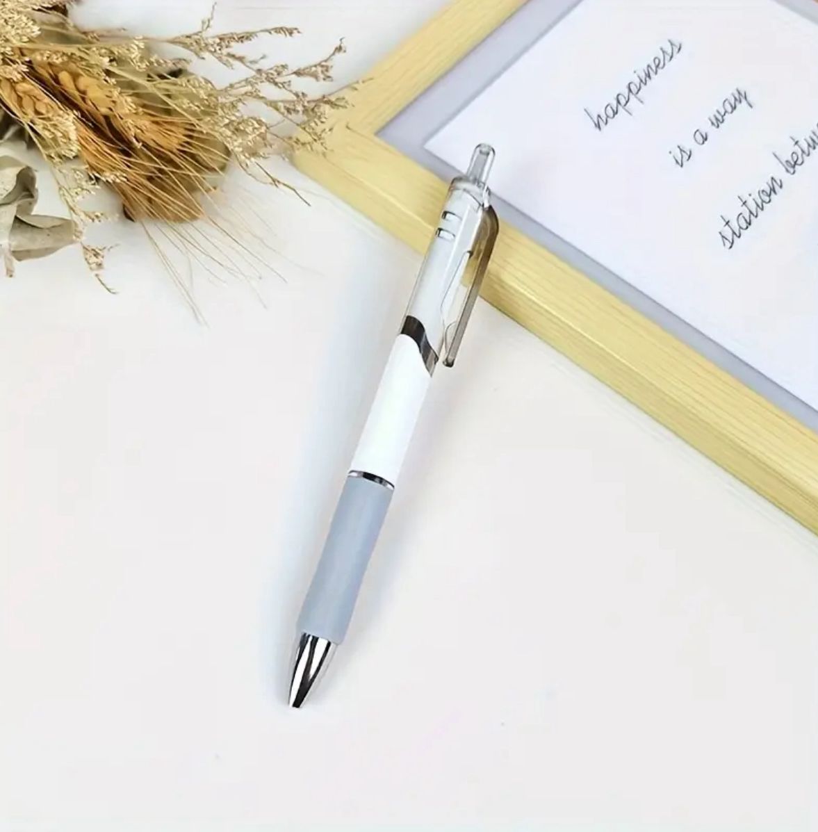 koolitarvete komplekt liimirulli, märkmepaberite ja pastakaga